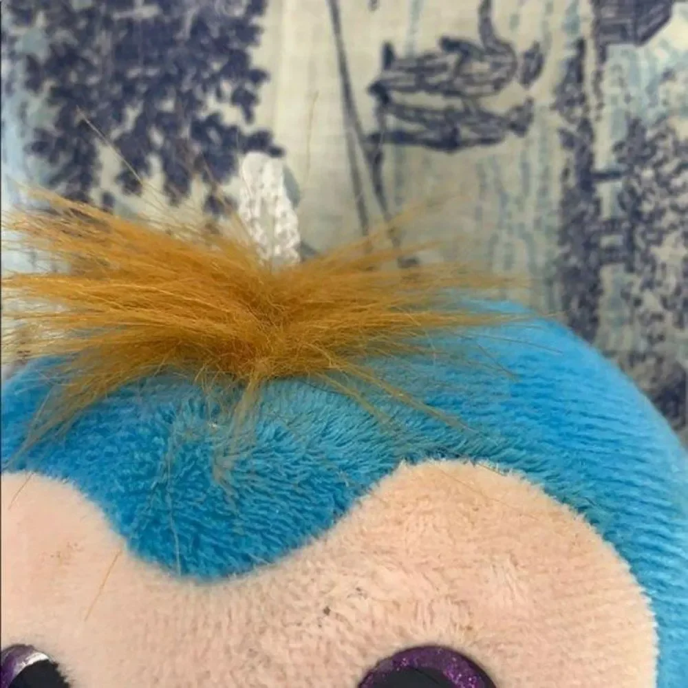 Fingerlings Hugs - Monkey Blue‎ body Purple Eyes Plush Stuffed Toy